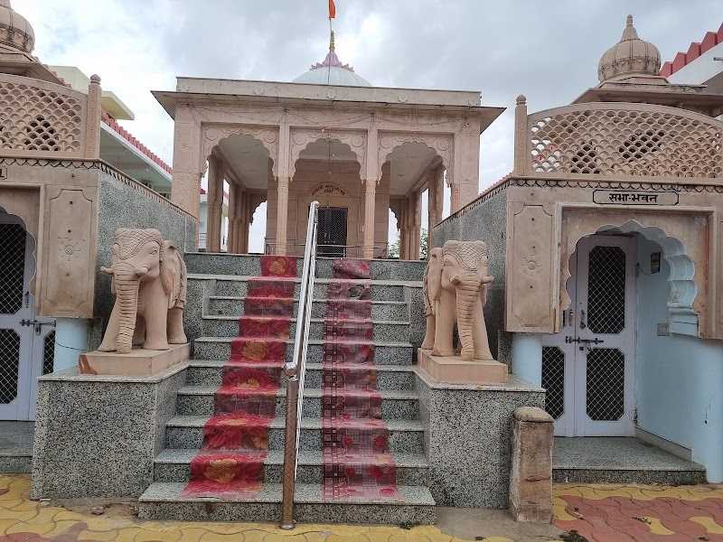 Savitri Devi Temple - Savitri Devi Temple, FGFQ+XXP, Pushkar, Rajasthan 305022, India