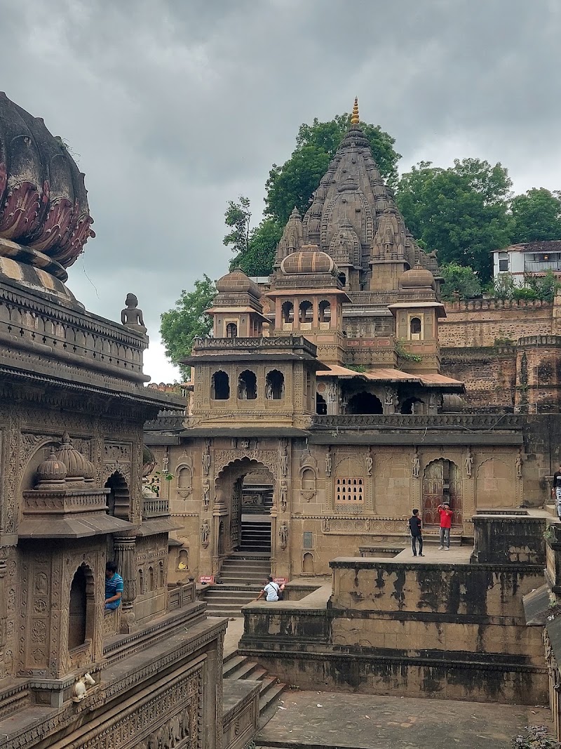 Ahilya Devi Maheshwar Fort Maheshwar - Ahilya Devi Maheshwar Fort Maheshwar, 5HCQ+HC7, Rajwada, Maheshwar, Madhya Pradesh 451228, India