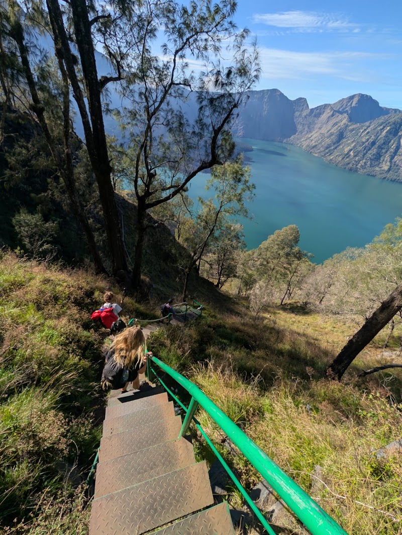 Around Rinjani - Around Rinjani, Jl. Pariwisata Senaru Desa Senaru, Dusun, Tumpang Sari, Kec. Bayan, Kabupaten Lombok Utara, Nusa Tenggara Bar. 83354, Indonesia