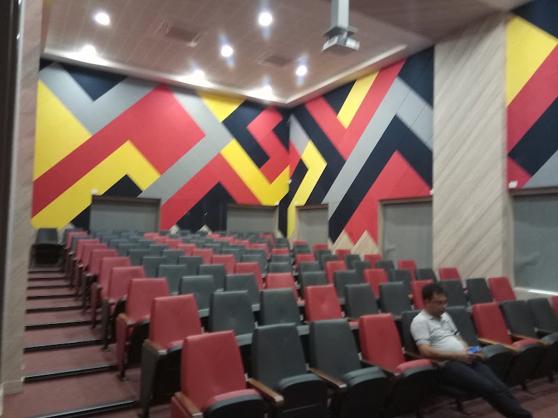 Thakur Shyamnarayan Turf - Thakur Shyamnarayan Turf, Kandivali, Evershine Millennium Paradise, Thakur Village, Kandivali East, Mumbai, Maharashtra 400101, India