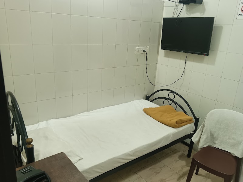 SRI DEVI RESIDENCY - SRI DEVI RESIDENCY 27X2+GG4, V V Koil St, Vellala Teynampet, Chokkalingam Nagar, Teynampet, Chennai, Tamil Nadu 600086, India
