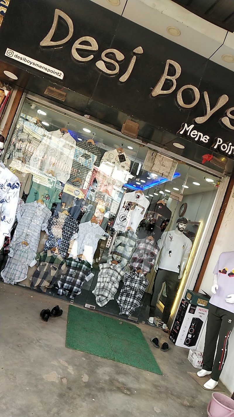 Desi boys mens point 2 - Desi boys mens point 2, Bhatgaon chowk front of sai mandir, bus stand road, Ravanbhatha, Patel Para, Raipur, Chhattisgarh 492016, India