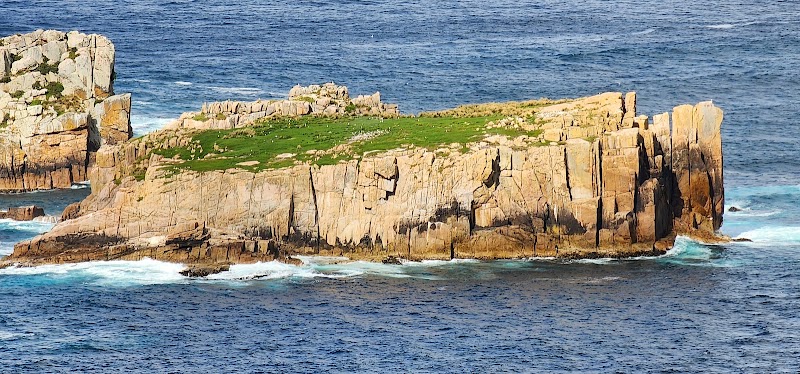Cape Tourville Lighthouse - Cape Tourville Lighthouse, Coles Bay TAS 7215, Australia