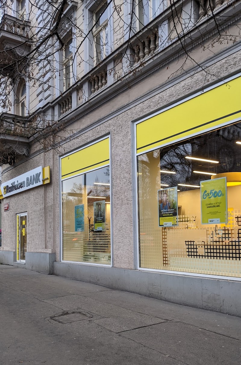 Raiffeisenbank - pobočka - Raiffeisenbank - pobočka Nitranská 988/19, 130 00 Praha 3-Vinohrady, Czechia
