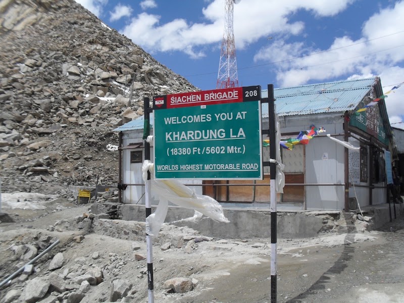 Khardung La Road - Khardung La Road, Khardung La Rd, Khardung