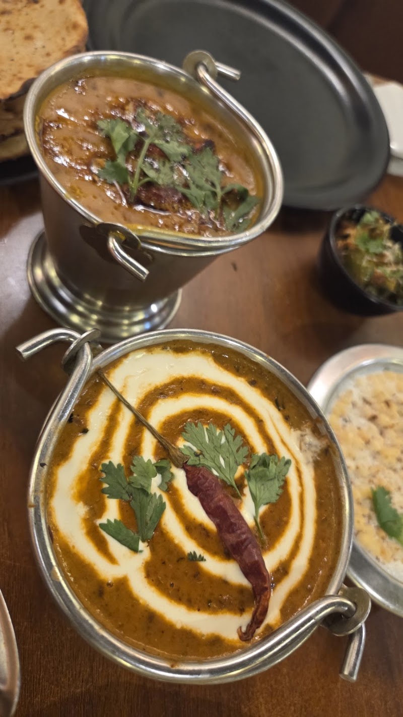 Swaruchi Restaurant & Caterers - Swaruchi Restaurant & Caterers Ahilya Bai Marg, near mahakaleshwar jyotirling, Kot Mohalla, Suraj Nagar, Ujjain, Madhya Pradesh 456006, India