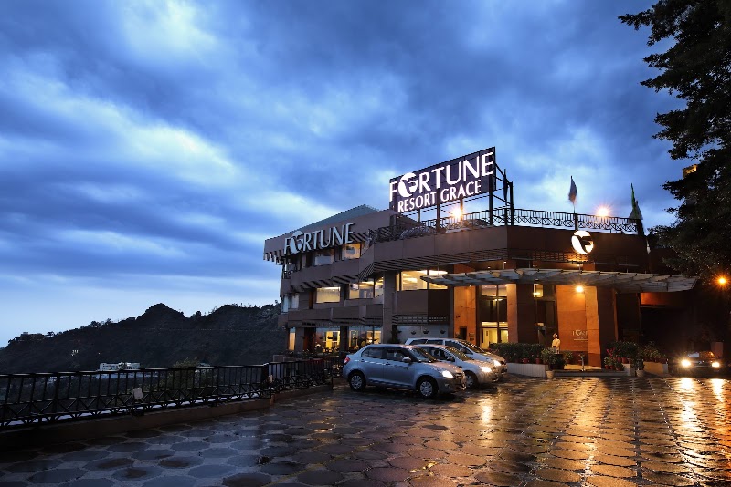 Fortune Resort Grace Mussoorie, Uttarakhand - Member ITC Hotels' Group - Fortune Resort Grace Mussoorie, Uttarakhand - Member ITC Hotels' Group Library Bazaar, Gandhi Chowk, The Mall Road, Mussoorie, Uttarakhand 248179, India
