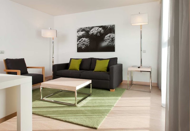 DoubleTree by Hilton Girona - DoubleTree by Hilton Girona Carrer Mossèn Joan Pons, 1, 17001 Girona, Spain