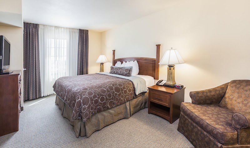 Staybridge Suites El Paso Airport Area by IHG - Staybridge Suites El Paso Airport Area by IHG 6680 Gtwy Blvd E, El Paso, TX 79915, USA
