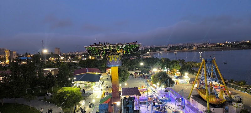 Shorabil amusement park - Shorabil amusement park, 67CM+3P6, Ardabil, Ardabil Province, Iran