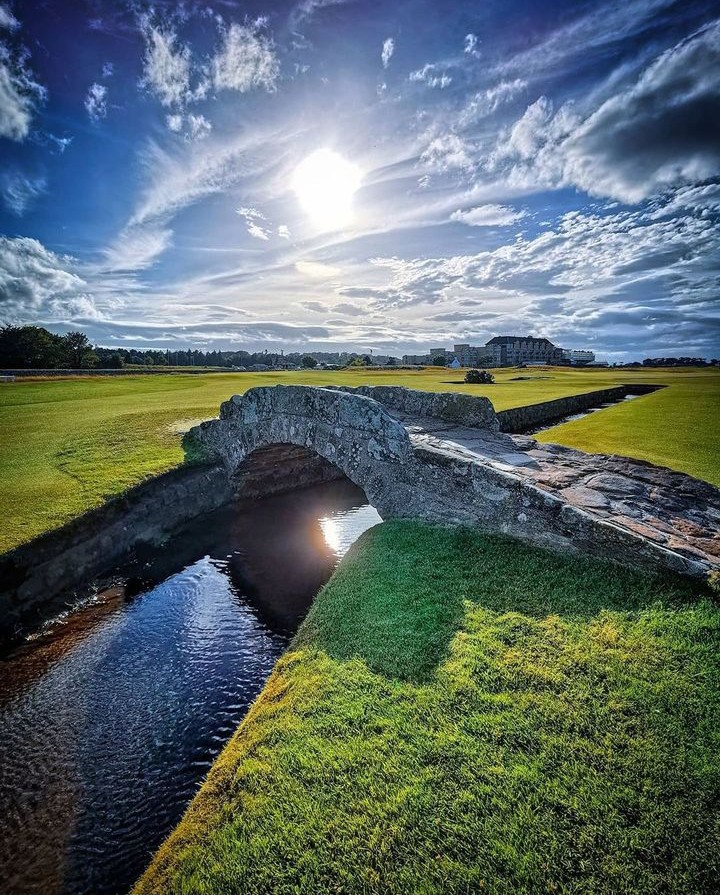 Swilcan Bridge - Swilcan Bridge, 17 The Links, St Andrews KY16 9JE, UK