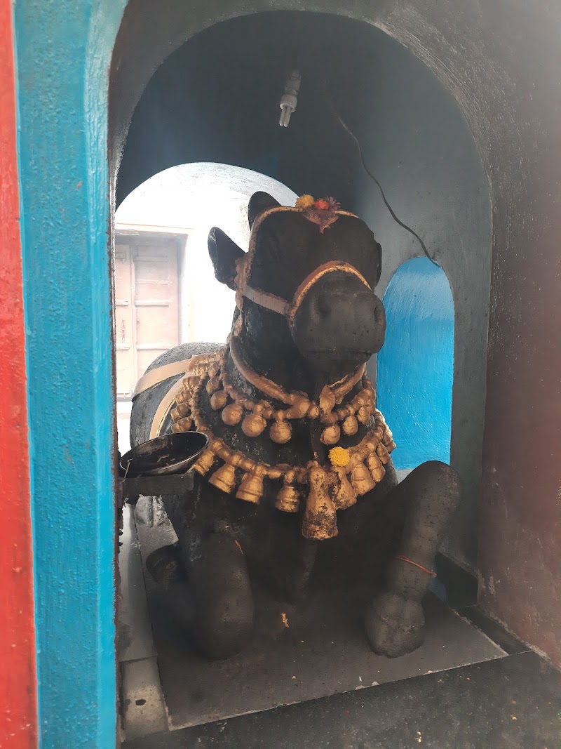 Shree Laxmishwar Mahadev Temple Mandir - Shree Laxmishwar Mahadev Temple Mandir 325, Vitthalrao Navale Rd, near NH-12 Cafe, Rasta Peth, Pune, Maharashtra 411006, India