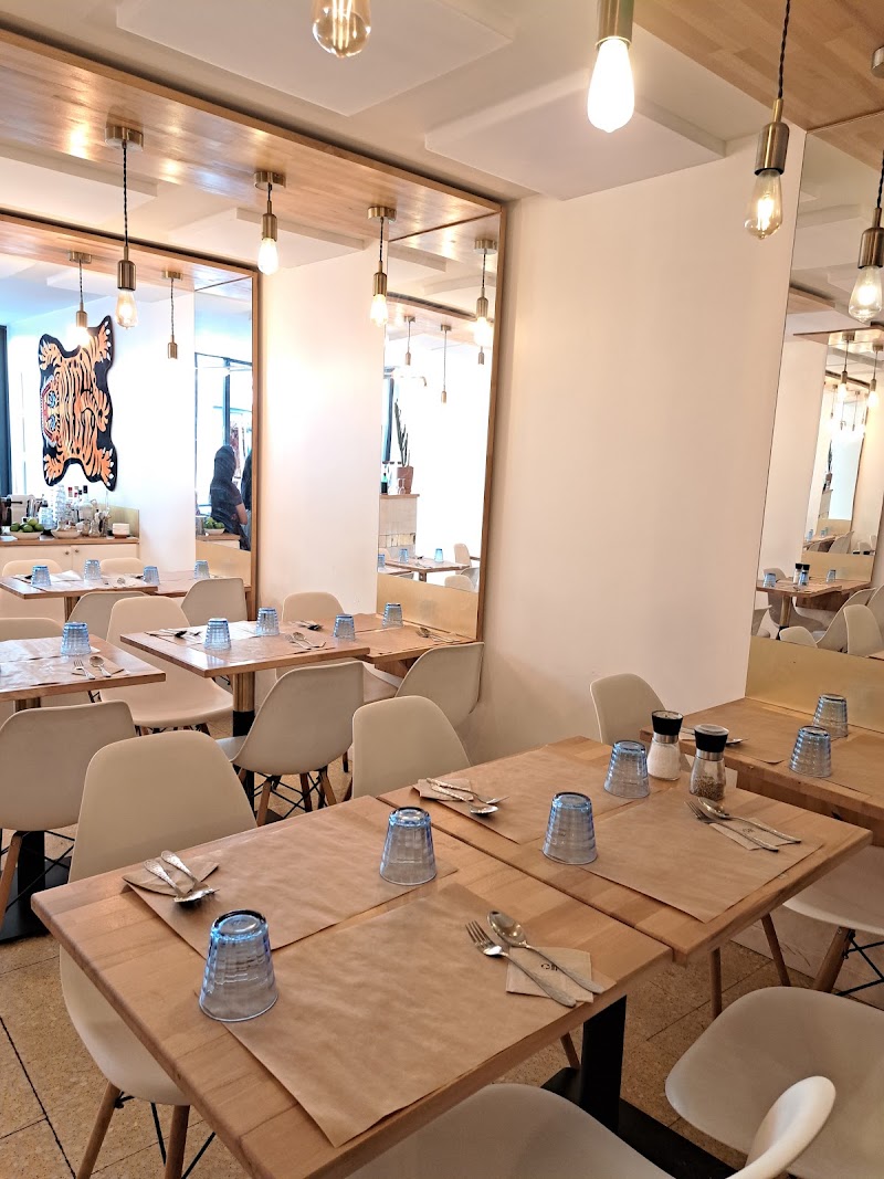 Riz Riz Marais - Riz Riz Marais 221 Rue Saint-Martin, 75003 Paris, France