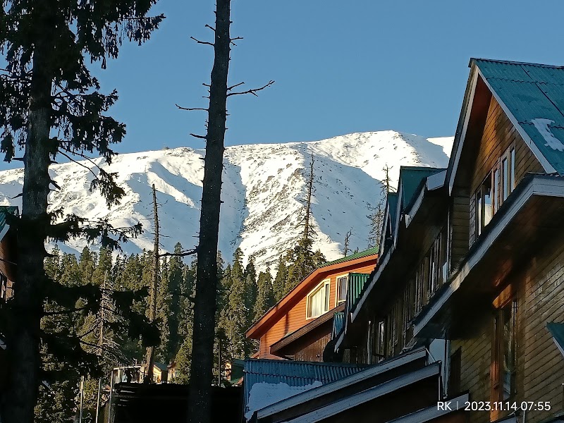 Hotel Heevan Retreat