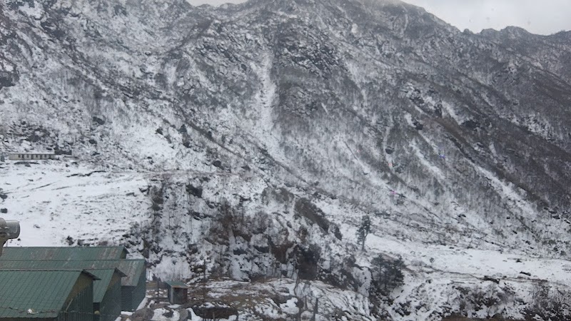 Zero Point Waterfall - Zero Point Waterfall, FM83+CM, Men-Rongong, Sikkim 737116, India