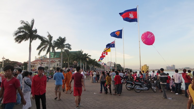 Preah Sisowath Quay