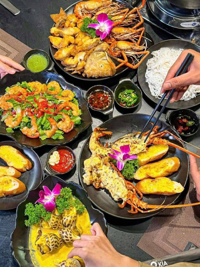 Ơ Kìa - Seafood Restaurant - Ơ Kìa - Seafood Restaurant 7 Trần Phú, Hải Châu, Đà Nẵng 550000, Vietnam