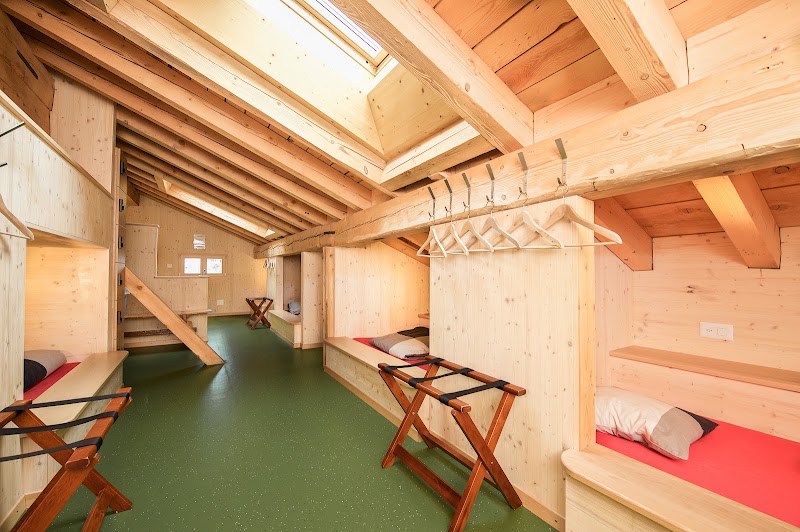 Hotel Bahnhof Zermatt - Hotel Bahnhof Zermatt Bahnhofpl. 54, 3920 Zermatt, Switzerland
