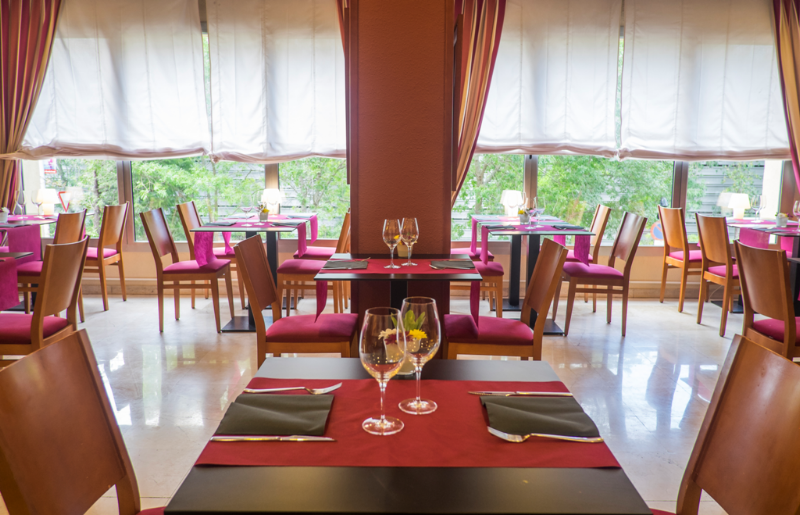 Hotel Costabella Girona - Hotel Costabella Girona Avinguda de França, 61, 17007 Girona, Spain