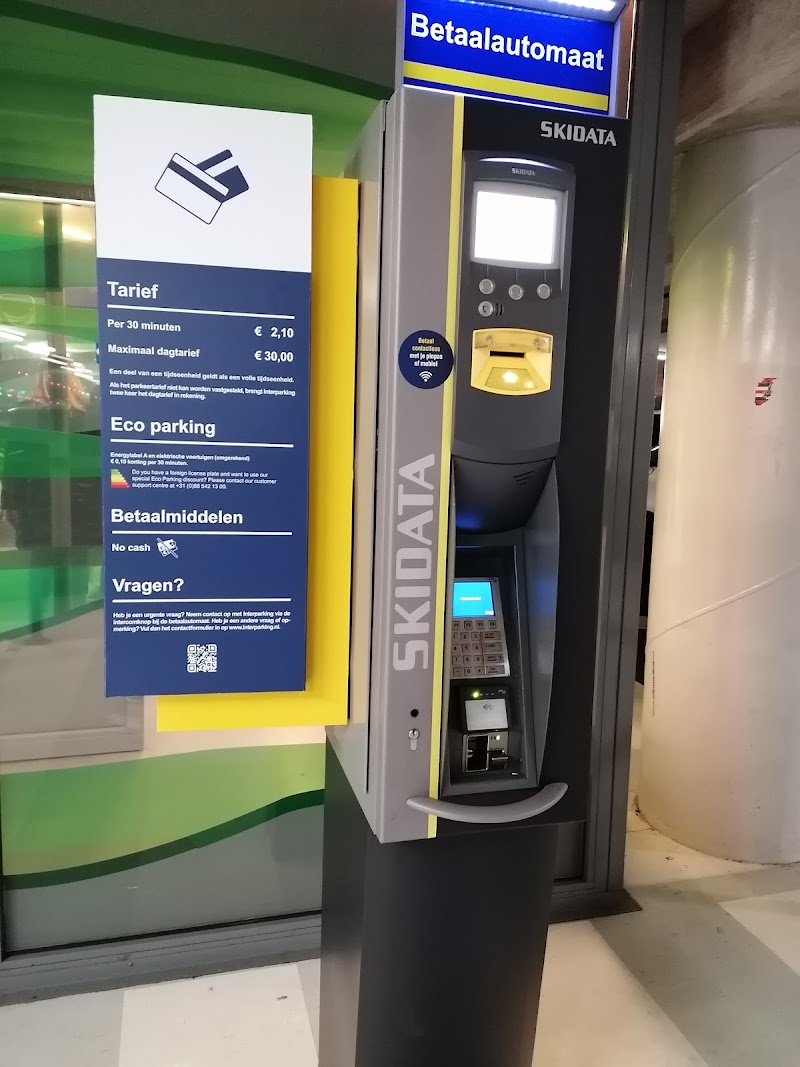 Interparking Market Hall - Interparking Market Hall, Dominee Jan Scharpstraat 306, 3011 GA Rotterdam, Netherlands