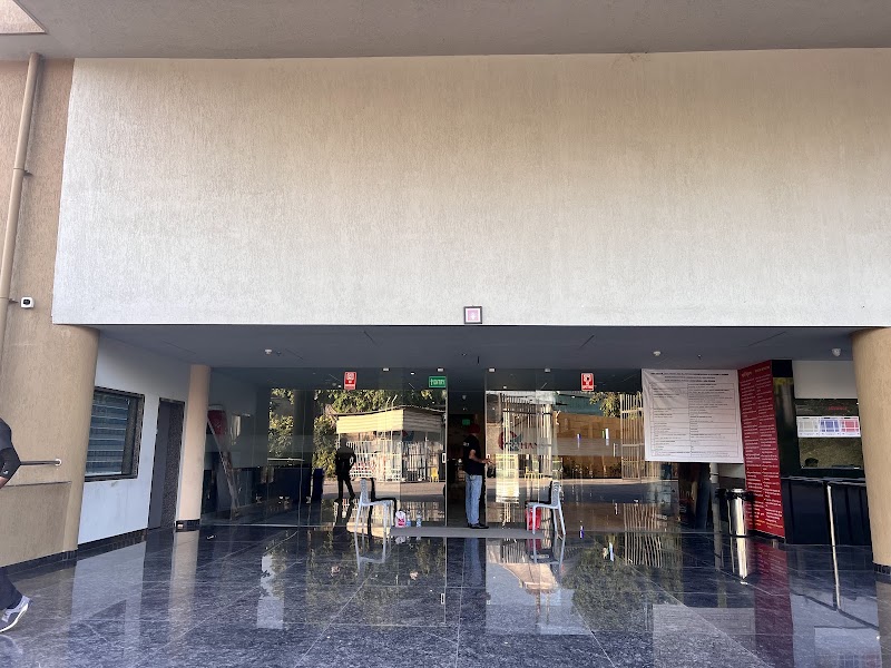 Rajhans Multiplex Gopi Talav - Rajhans Multiplex Gopi Talav, Hajirat Akbar Sahib Rd Salabatpura, Rustampura, Surat, Gujarat 395002, India