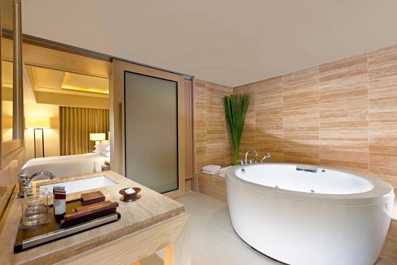 Dusit Thani Krabi Beach Resort - Dusit Thani Krabi Beach Resort 155 Tambon Nong Thale, Amphoe Mueang Krabi, Chang Wat Krabi 81180, Thailand