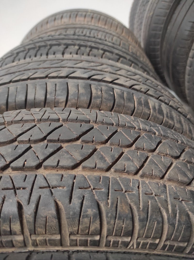 Good Luck Tyre - Good Luck Tyre, Boirdadar Rd, near Leela Enterprise, Chwok, Raigarh, Chhattisgarh 496001, India