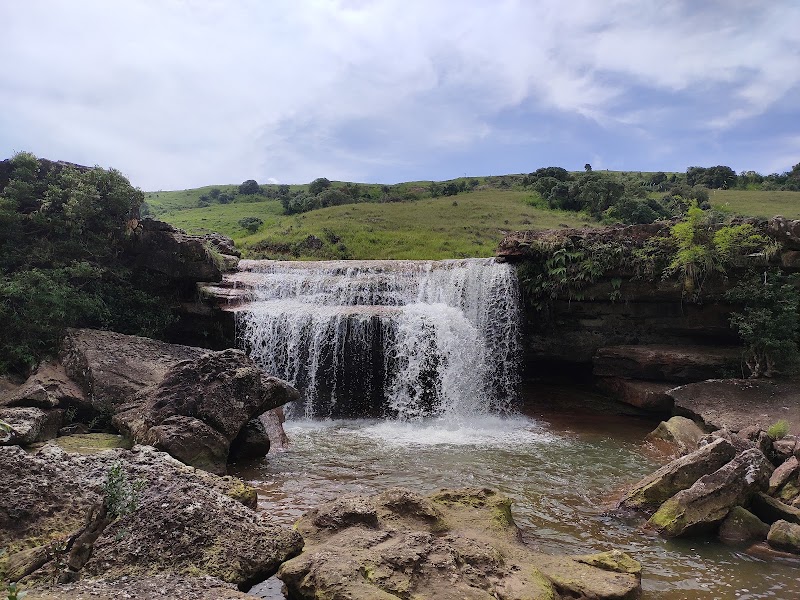 Mawsawdong Falls