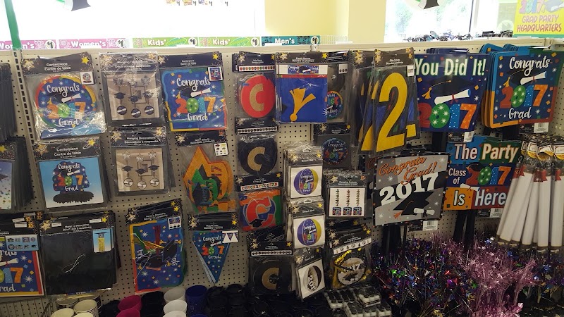 Dollar Tree - Dollar Tree, 10440 Coursey Blvd, Baton Rouge, LA 70816, USA