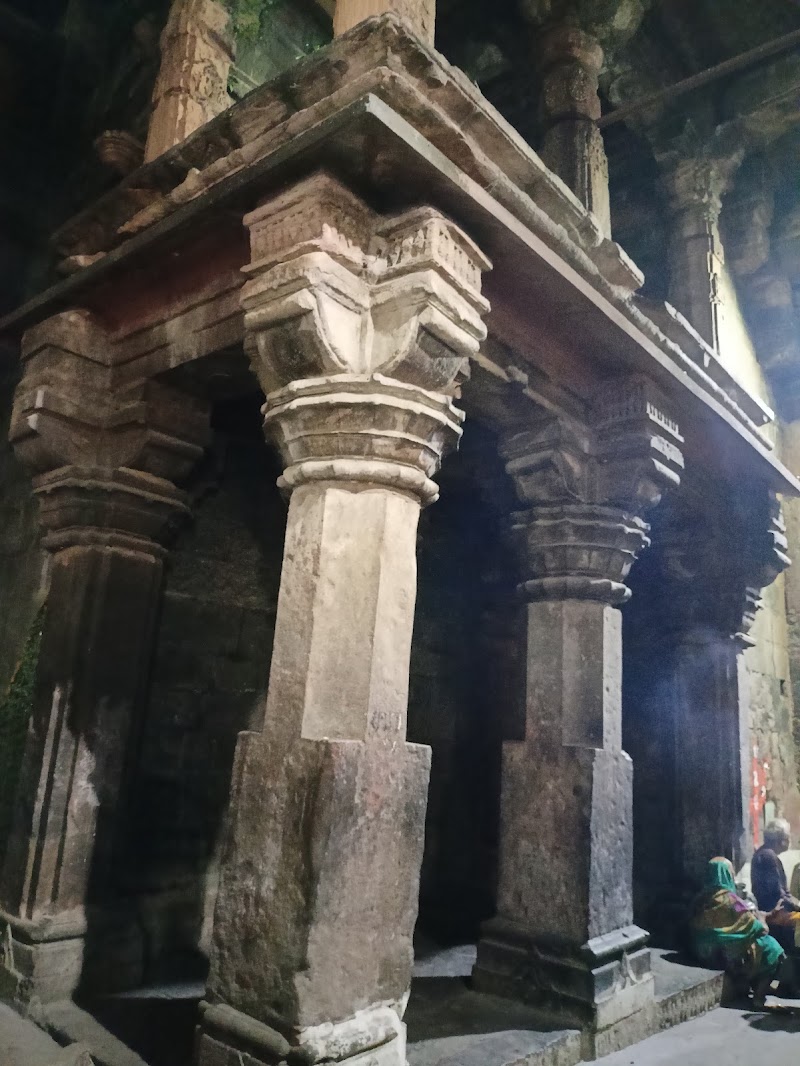 Shri Chaubis Khamba Mata Temple, Ujjain - Shri Chaubis Khamba Mata Temple, Ujjain 24, Gudri Chouraha, Jaisinghpura, Ujjain, Madhya Pradesh 456006, India