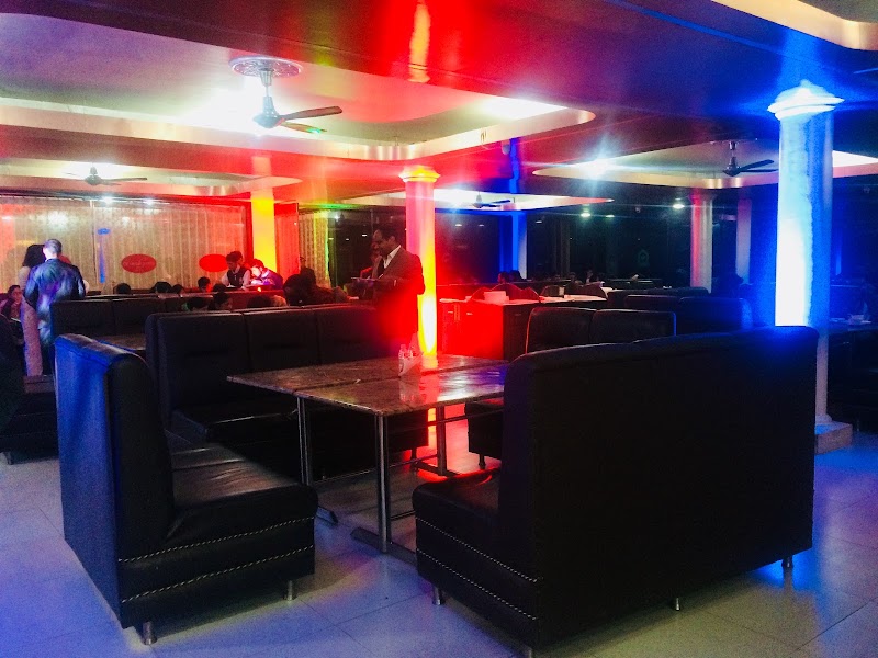 Food Court, Company Garden, Mussoorie - Food Court, Company Garden, Mussoorie, Ward No. 13, LBS Road Company Garden, The Mall Road, Mussoorie, Uttarakhand 248179, India