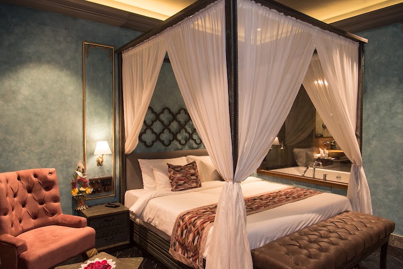 Historia Royal - Historia Royal 1, 100 Feet Rd, New Bhupalpura, Kharakua, Udaipur, Rajasthan 313001, India