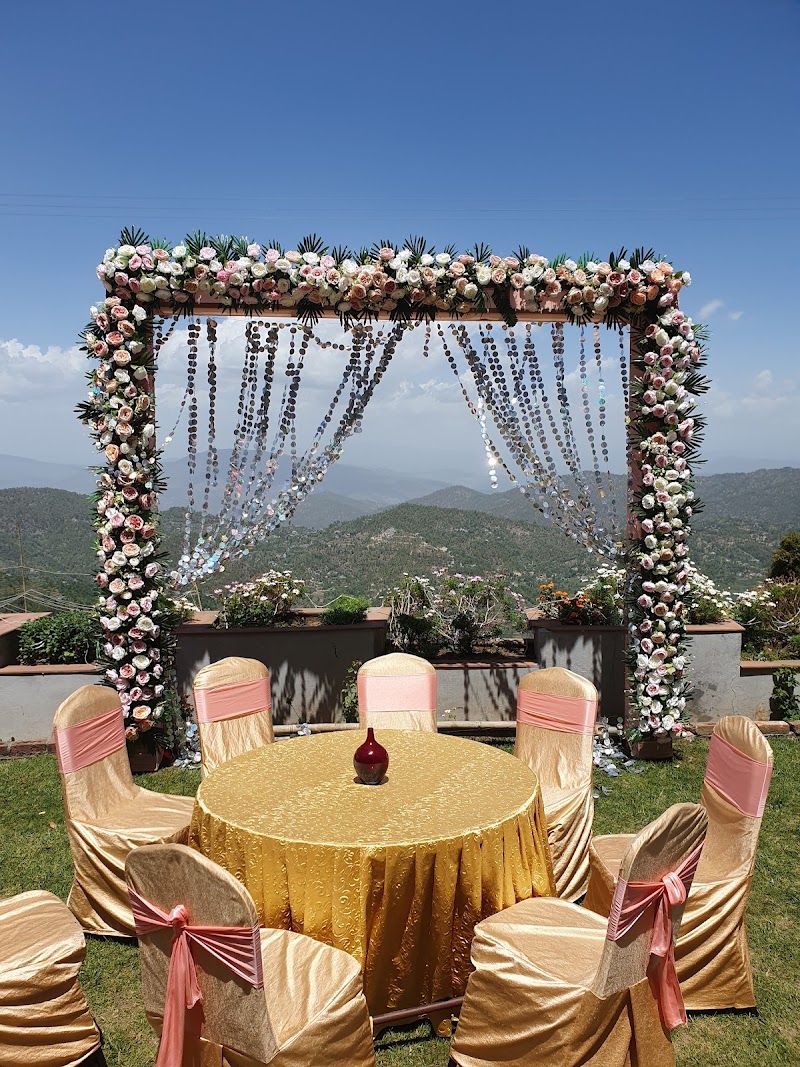 Casa Dream The Resort - Luxury Hotel in Mukteshwar - Casa Dream The Resort - Luxury Hotel in Mukteshwar, Bhowali-Mukteshwar Road, Satbunga, Mukteshwar, Uttarakhand 263138, India