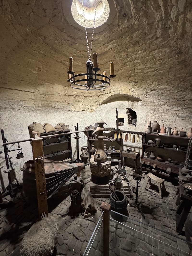 Golden Lane - Golden Lane, Pražský hrad Hrad III, nádvoří, 119 00 Praha 1-Hradčany, Czechia