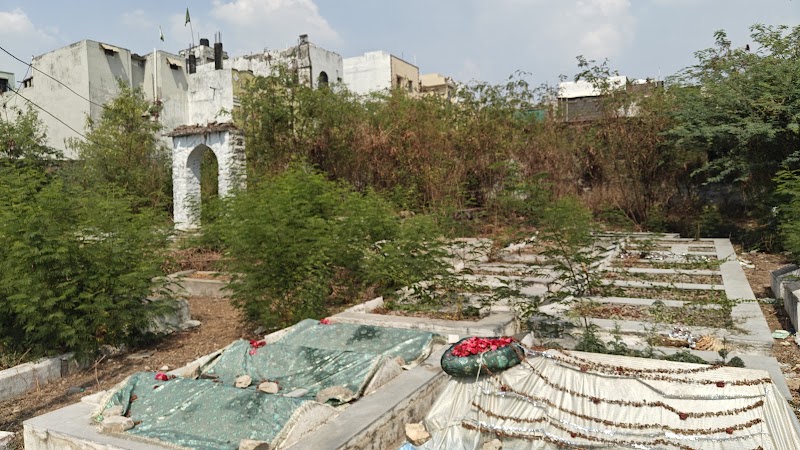 London bridge SRT colony - London bridge SRT colony 9F4R+GFJ, Rein Bazar, Yakutpura, Hyderabad, Telangana 500023, India