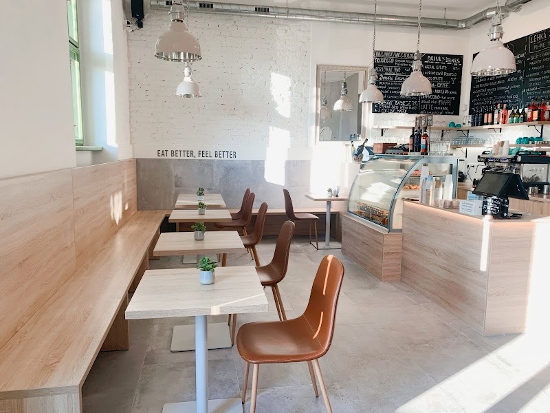 HAPPY BEAN bistro & café