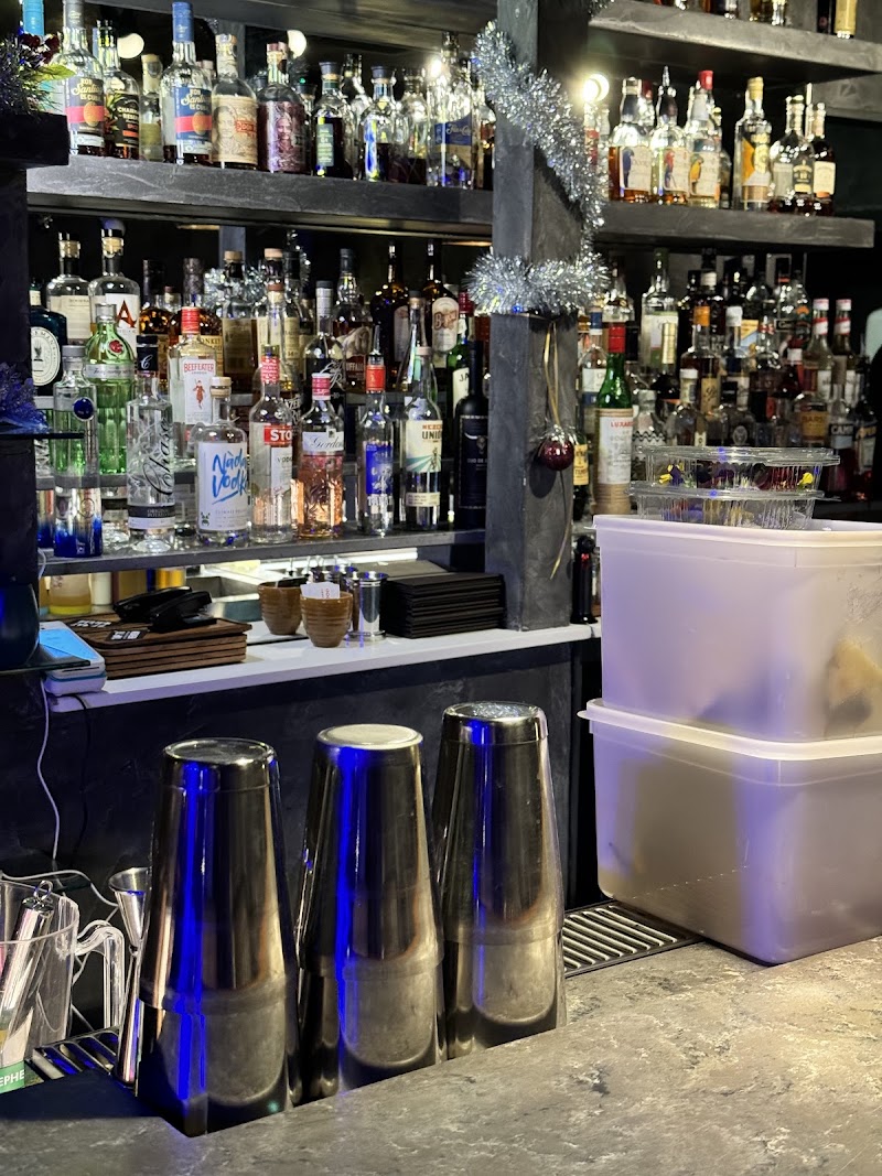 Cottons Cocktail Bar - Cottons Cocktail Bar 321 Old St, London EC1V 9LE, UK