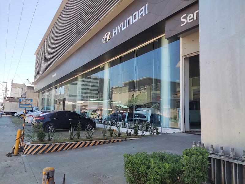 Wuling SM City Cebu