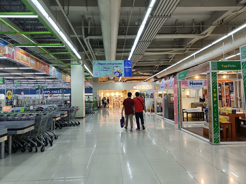 SM City Bicutan - SM City Bicutan, Doña Soledad Avenue, corner South Luzon Expy, Parañaque, 1709 Metro Manila, Philippines