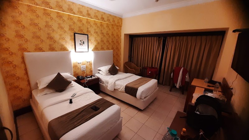 निरुला होटल - निरुला होटल C -135, Amaltash Marg, C Block, Sector 2, Noida, Uttar Pradesh 201301, India