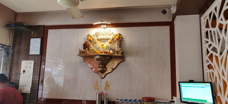 Vitthala Pure Veg Family Restaurant. - Vitthala Pure Veg Family Restaurant. JAVKAR PLAZA, JAYASTAMBHA, Ratnagiri, Maharashtra 415612, India