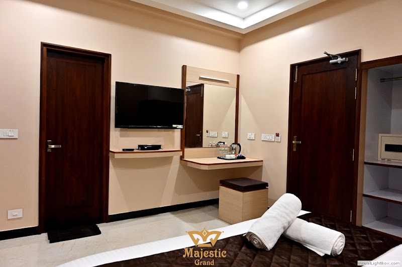 Hotel Majestic Grand Madurai - Hotel Majestic Grand Madurai, Plot No.77, Pallivasal Street, Anna Nagar, Madurai, Sathamangalam, Tamil Nadu 625020, India