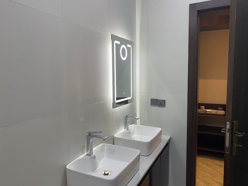 Teestone Hotels and Apartment Ikeja - Teestone Hotels and Apartment Ikeja 2 Animashaun Cl, Ojodu, Ikeja 101233, Lagos, Nigeria