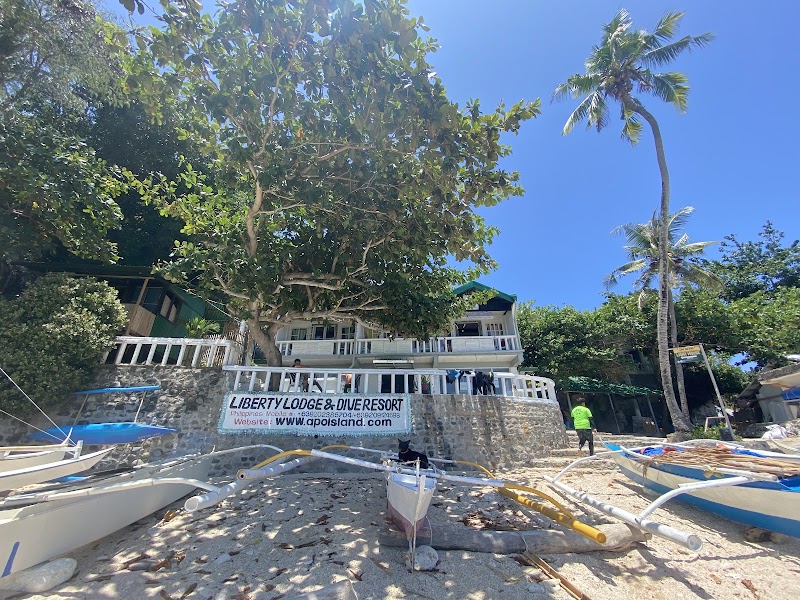 Liberty's Community Lodge and Dive Resort