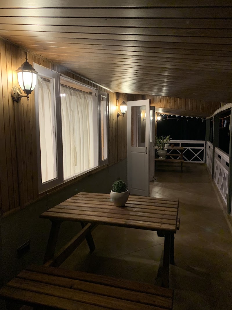 Pine Forest Retreat - Pine Forest Retreat W7PV+RGC, Kurseong, West Bengal 734224, India