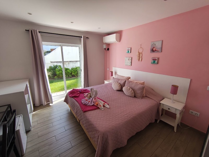 Nature Guesthouse - Nature Guesthouse, R. Brg. Costa Franco 14, 8600-315 Lagos, Portugal