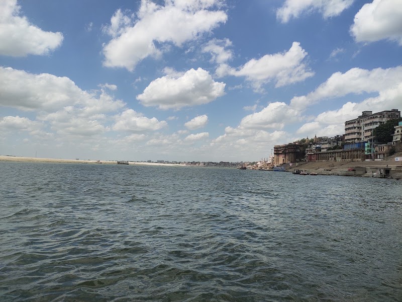 Pancha Ganga Ghat - Pancha Ganga Ghat 7/111, Sonarpura Rd, Ghats of Varanasi, Bangali Tola, Varanasi, Uttar Pradesh 221001, India