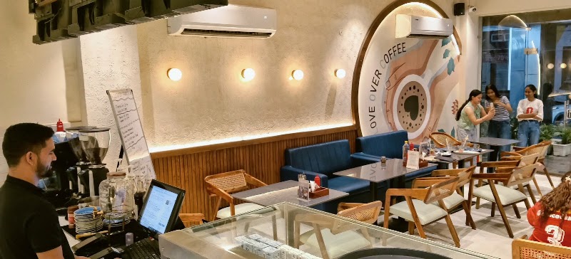 Love Over Coffee Gurugram Sector 46 - Love Over Coffee Gurugram Sector 46 DSS NO.205, Huda Colony, Sector 46, Gurugram, Haryana 122003, India