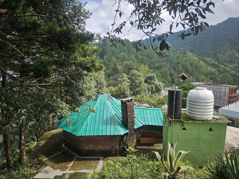 Joshi Guest House, Kukuchhina - Joshi Guest House, Kukuchhina, Near Mahavatar Babaji Cave, Kukuchina, Dunagiri, Joshi Guest House, near Babaji Cave, Kukuchina, Dwarahat Range, Uttarakhand 263653, India