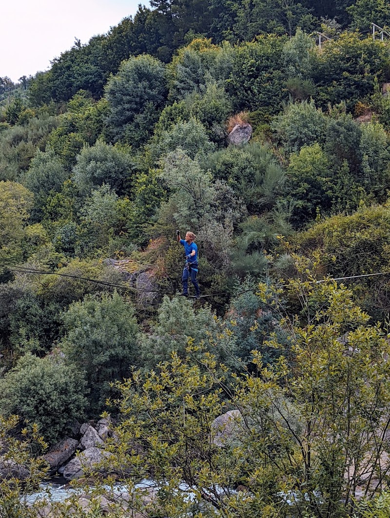Zona de escalada do Ratão - Zona de escalada do Ratão Bairros, Castelo de Paiva 225, 4550-012 Bairros, Portugal